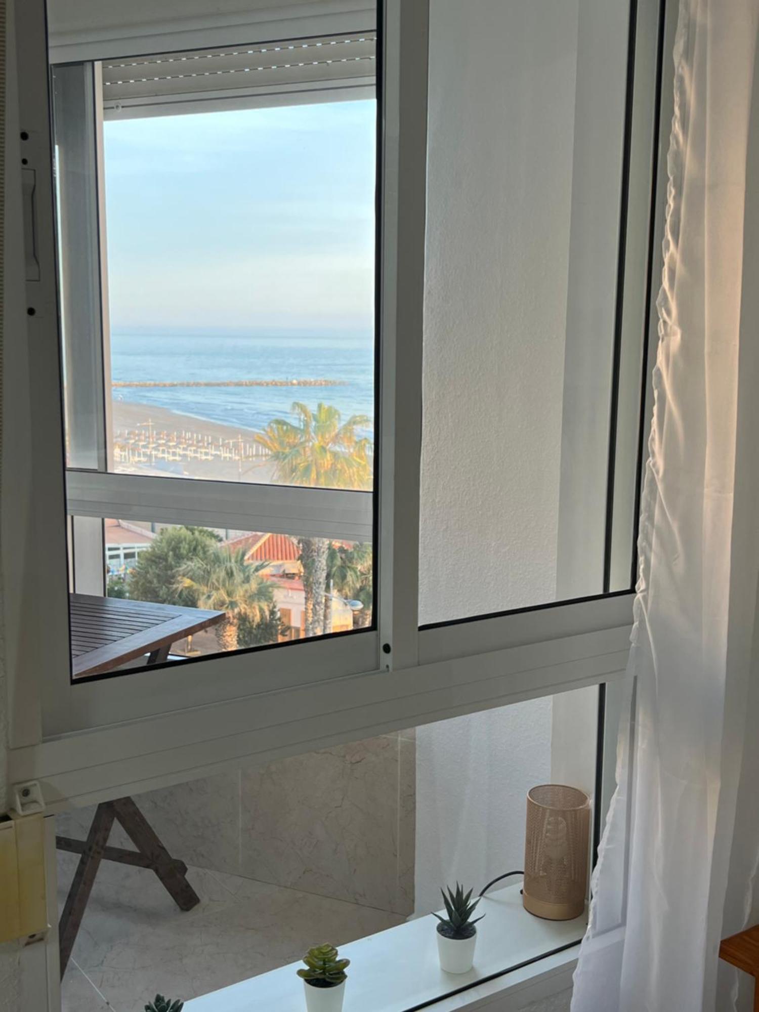 Estudio Mar En Calma, Primera Linea De Playa Con Vistas Al Mar ตอร์ร็อกซ์ ภายนอก รูปภาพ
