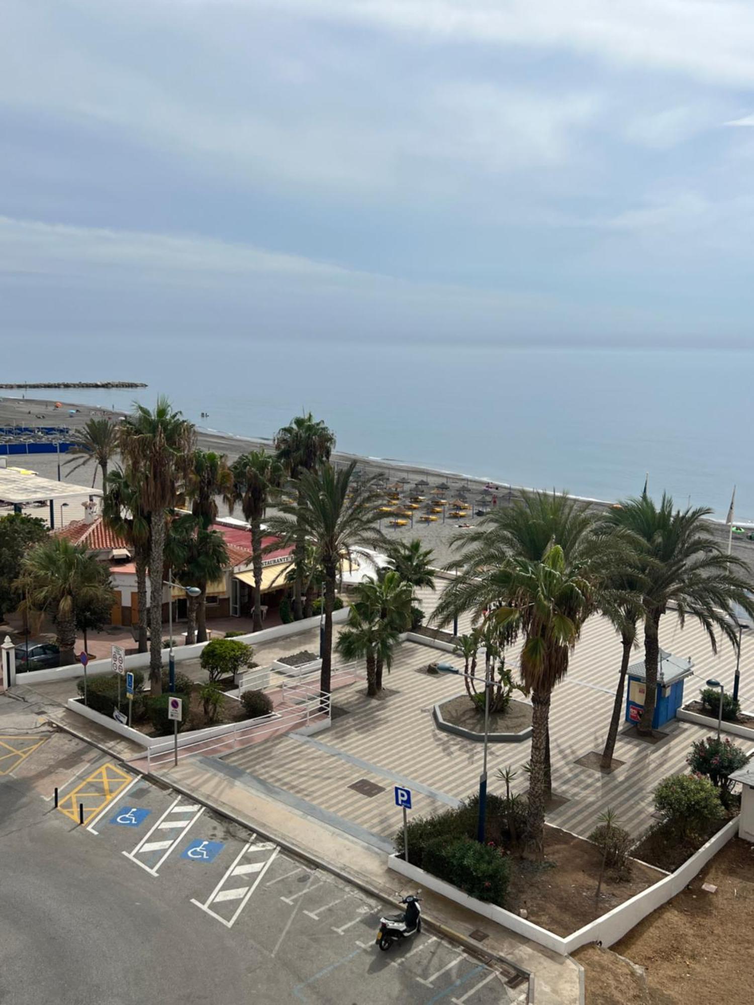Estudio Mar En Calma, Primera Linea De Playa Con Vistas Al Mar ตอร์ร็อกซ์ ภายนอก รูปภาพ